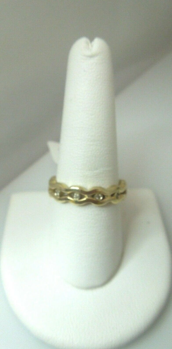 q619 14kt Yellow Gold Diamond .03 cts Ring Size 9(USA)