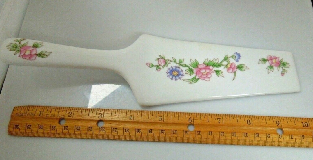 r972 Cake/pie server slicer Ceramic Floral pattern Vintage good condition Spatula 