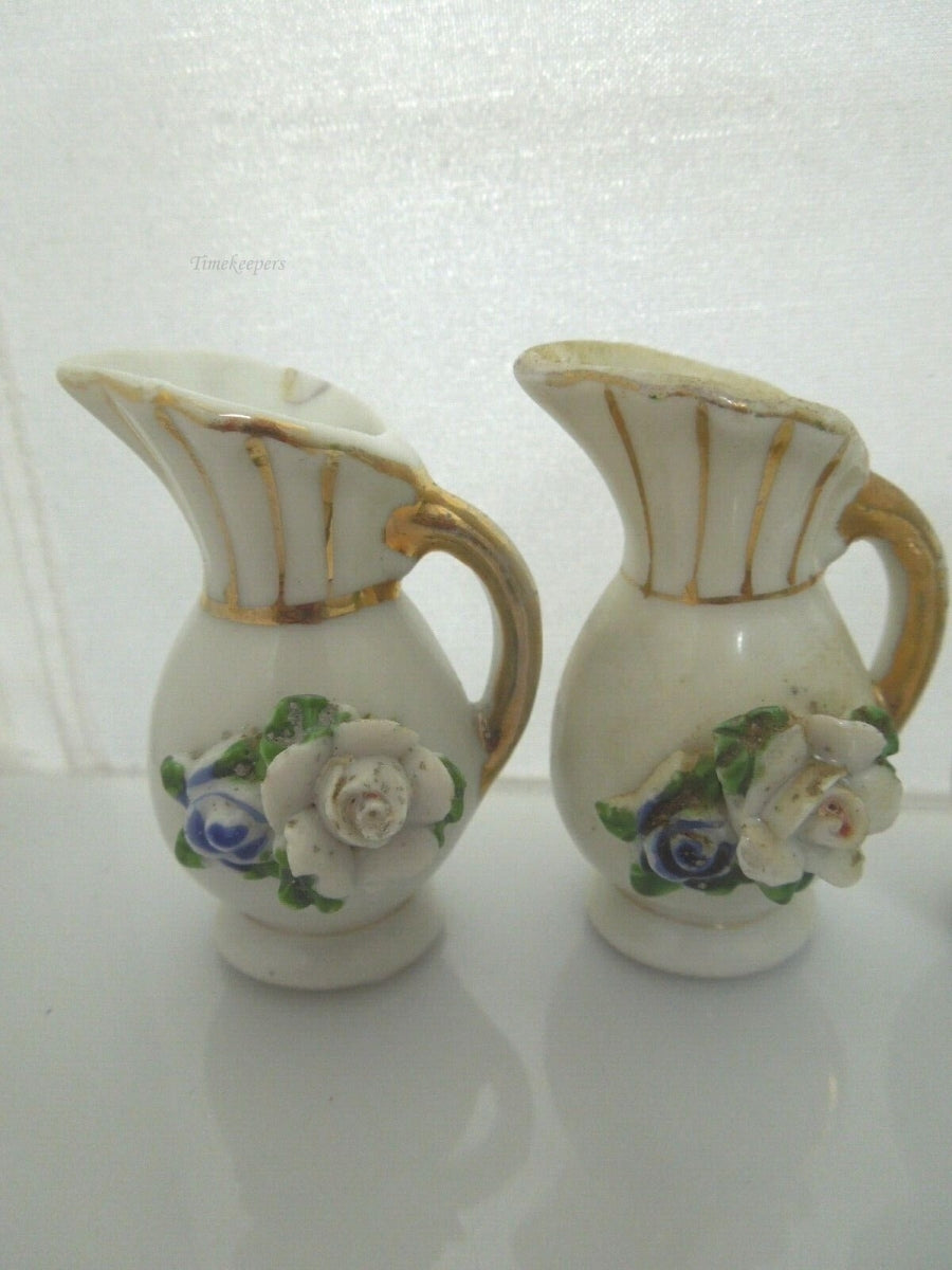 r561 Set of 5 Vintage Porcelain Small Vase with Flowers and Gold Highlights Made in Japan