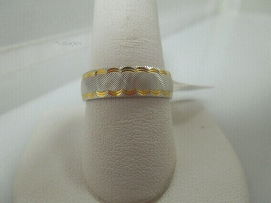 r505 Vintage 14k White Yellow Gold Etched Wedding Band Size 9.75(USA) Signed