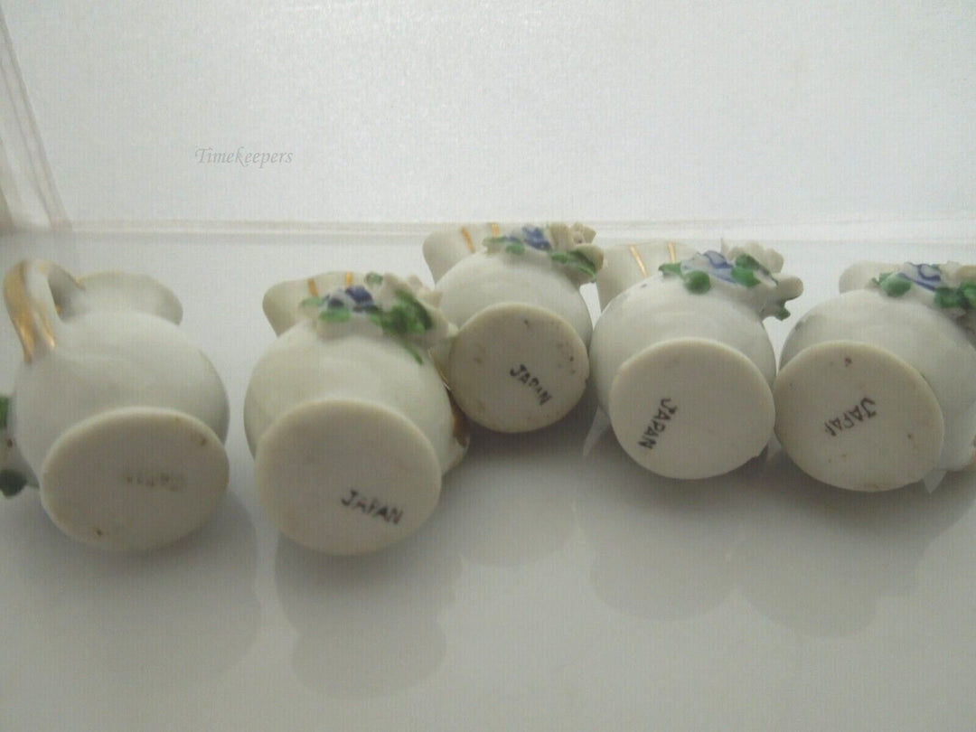 r561 Set of 5 Vintage Porcelain Small Vase with Flowers and Gold Highlights Made in Japan