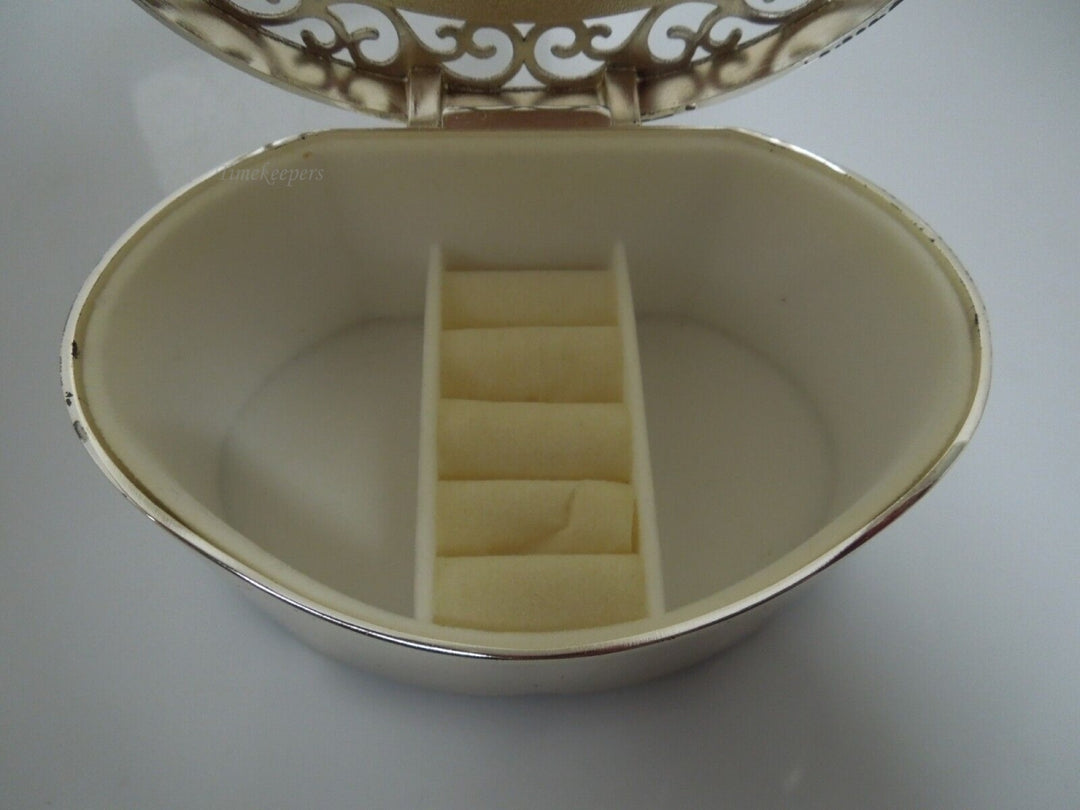 r969 Things Remembered Silver Plated Filigree Keepsake Jewelry Box-Mom Engraved