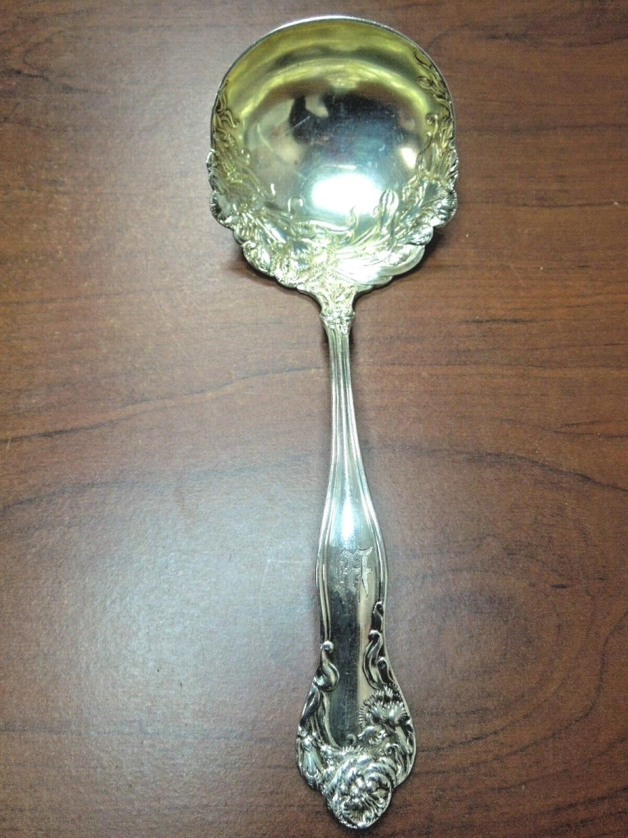 r217 Frontenac by International Sterling Silver Soup Ladle Flowers in Bowl