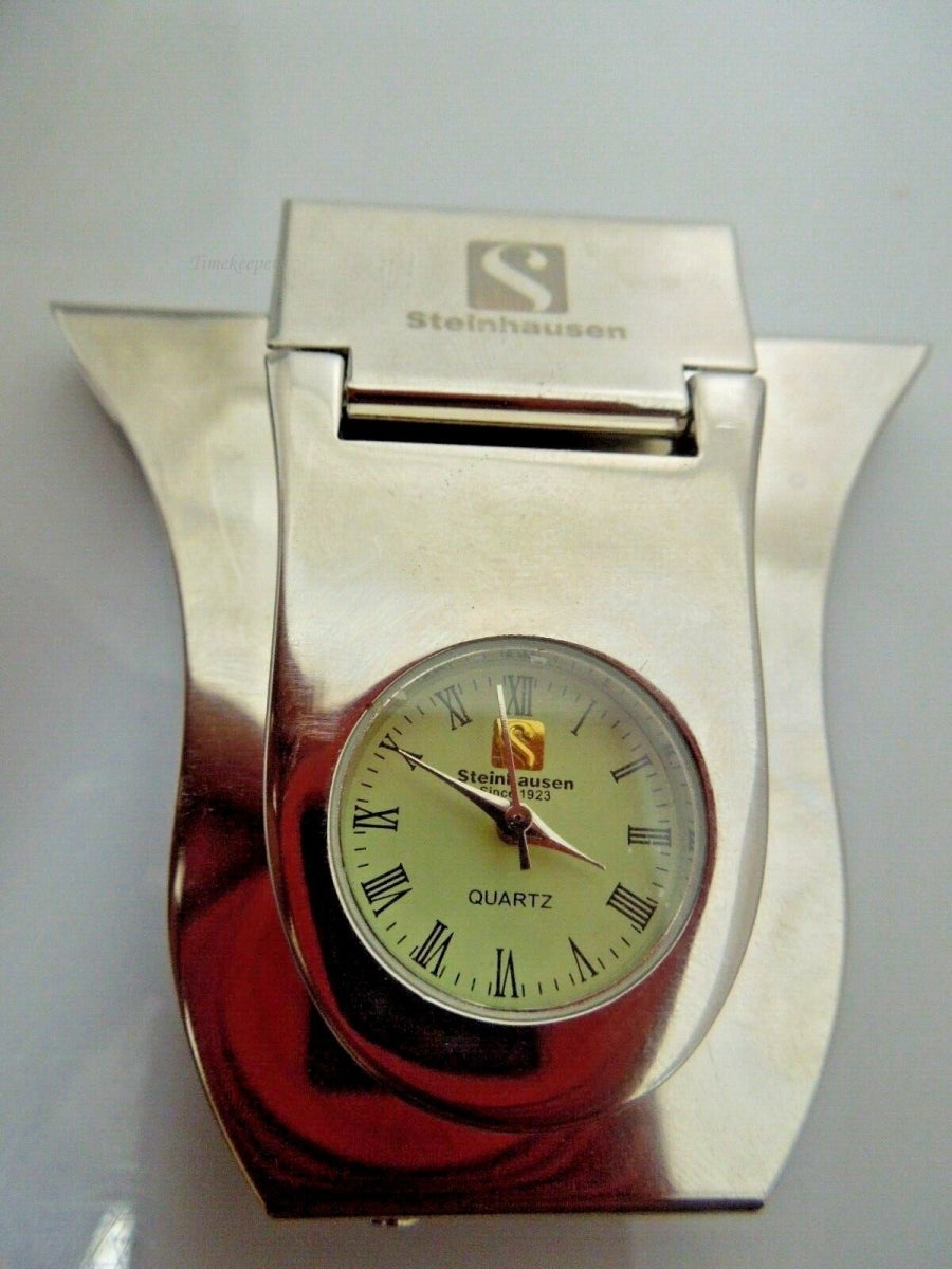 r341 Vintage Steinhausen silver tone belt buckle in original case