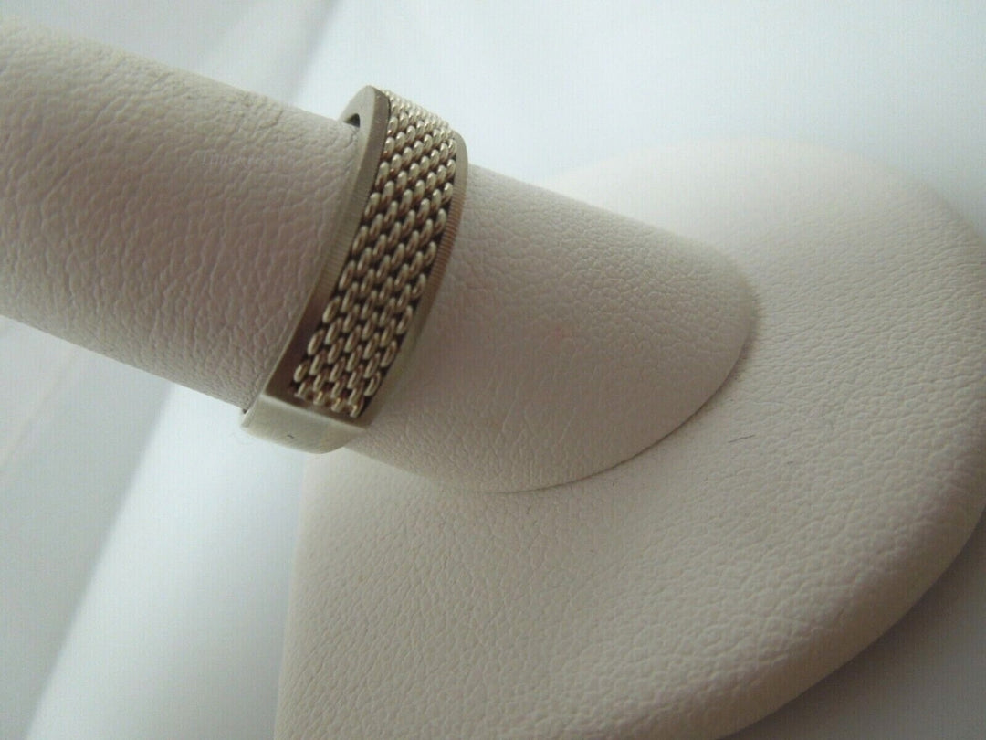 r479 Vintage Unisex Ring 14K White Gold Etched Wedding Band by ArtCarved Size 9.75 Signed 6.12 mm