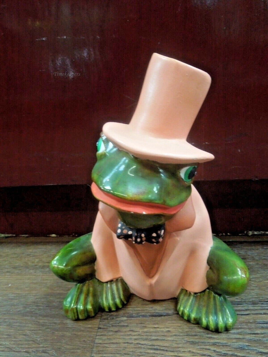 r849 Frog Toad Statue Top Hat Tuxedo Vintage Art Sculpture
