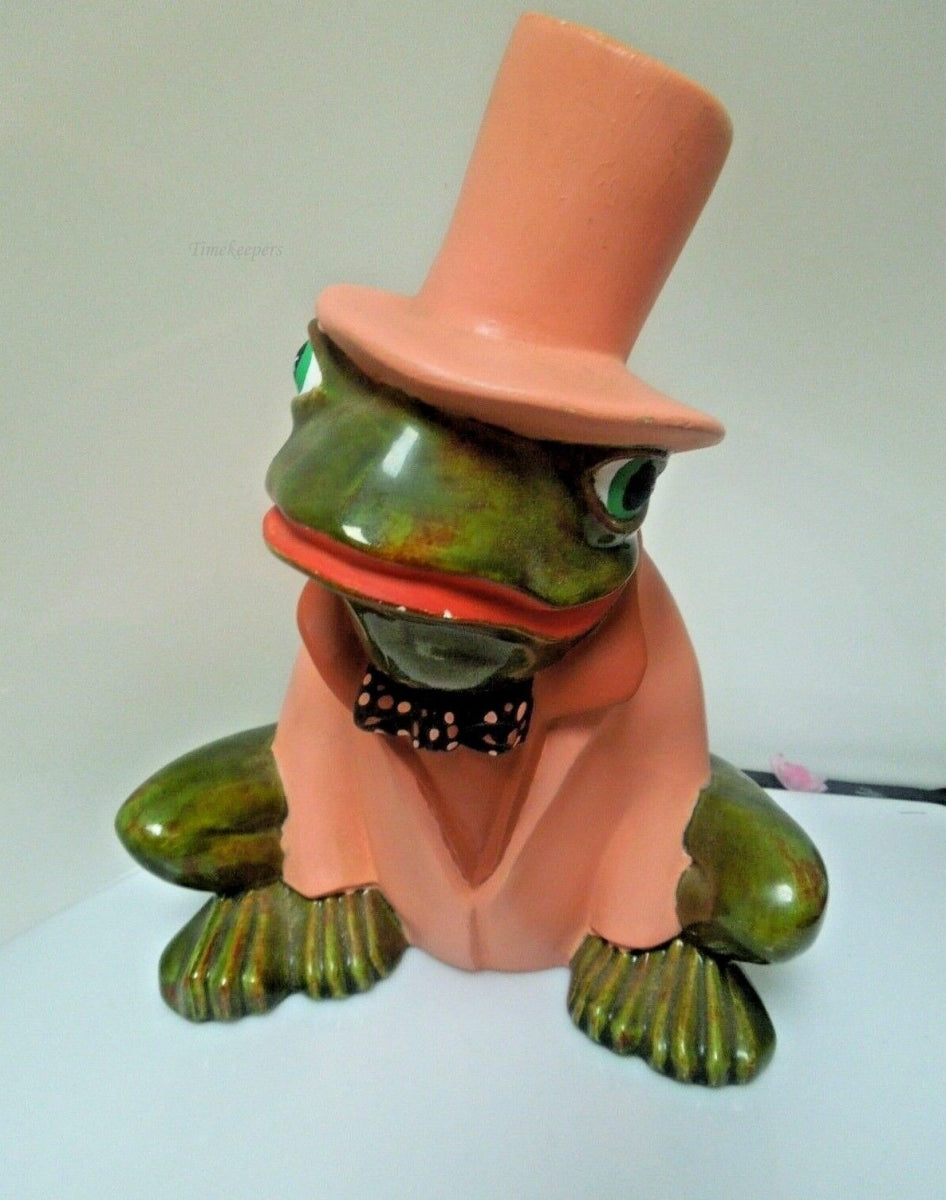 r849 Frog Toad Statue Top Hat Tuxedo Vintage Art Sculpture