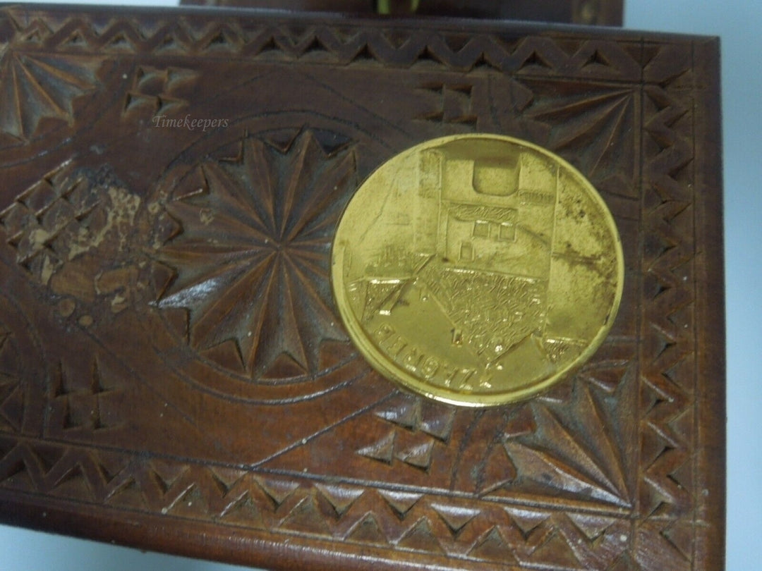 r747 Vintage Wooden Cigar Box, Cigarette Holder, Wood Carving Box with Mechanical Bird.