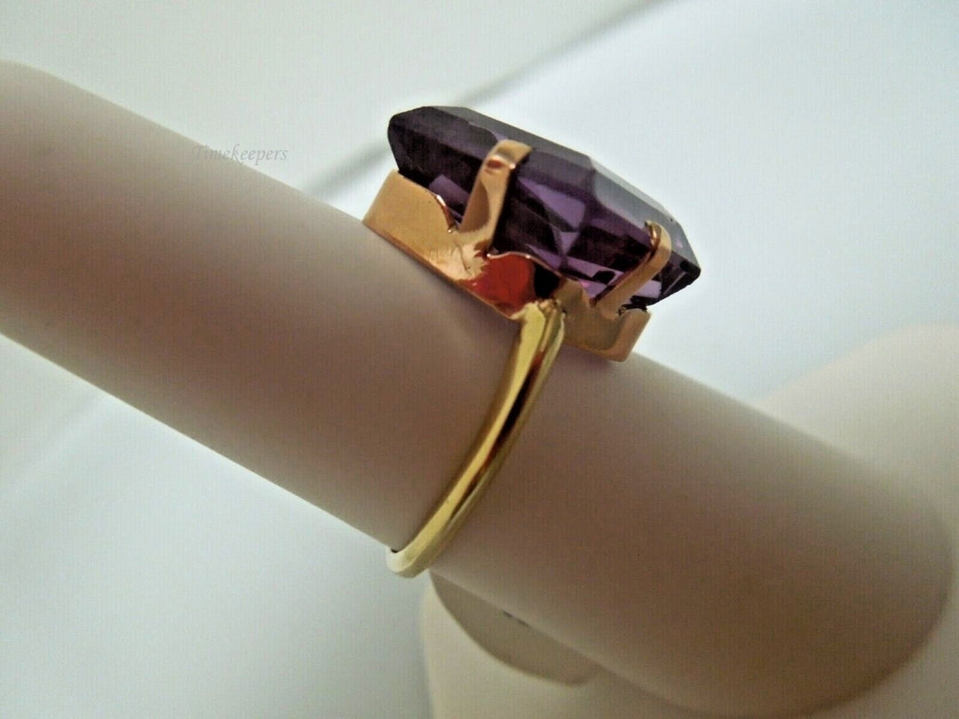s051 Spinel Pentagonal Shape Gemstone set in 14kt Yellow Gold Ring Size 6.25 Signed,5.6g