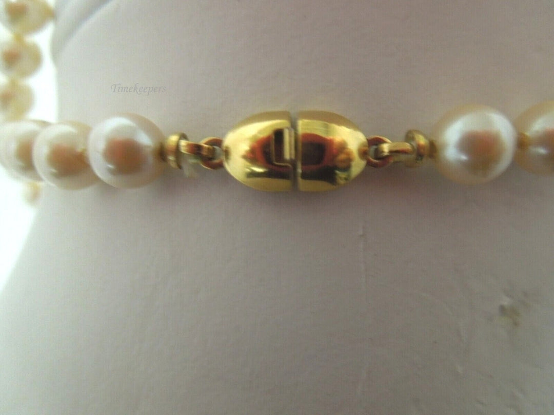 s069 Vintage faux 6mm beige Pearl Necklace 30"