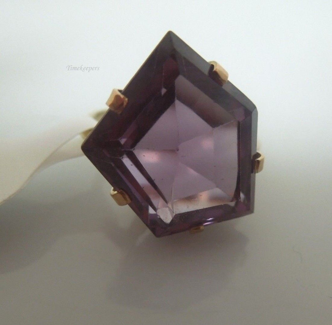 s051 Spinel Pentagonal Shape Gemstone set in 14kt Yellow Gold Ring Size 6.25 Signed,5.6g