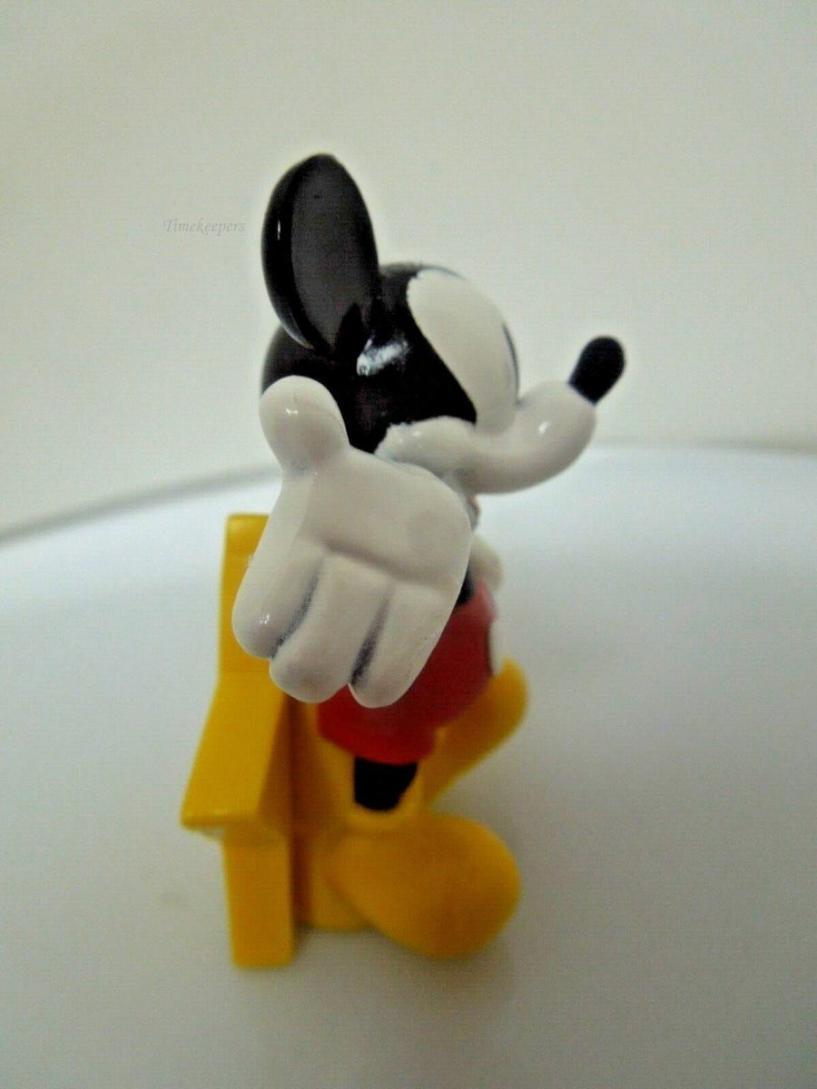 r883  Disney Mickey Mouse PVC 3"Figure Vintage Made In China  