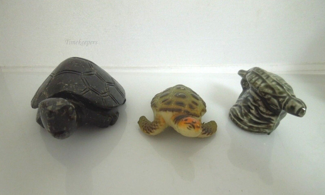 r567 Set of 3 Vintage Turtles of Stone Porcelain and Plastic Cute Collectibles
