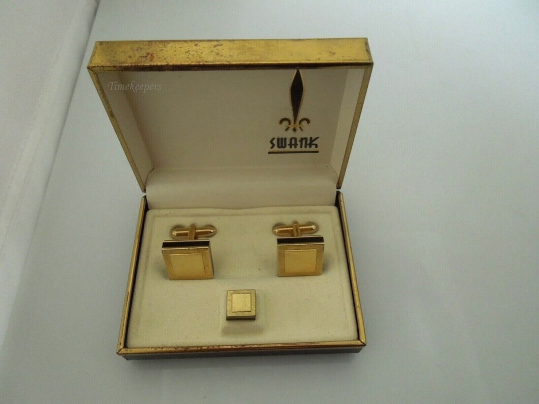 r695 Vintage Swank Gold Tone Cufflinks and Tie tack in Original Box