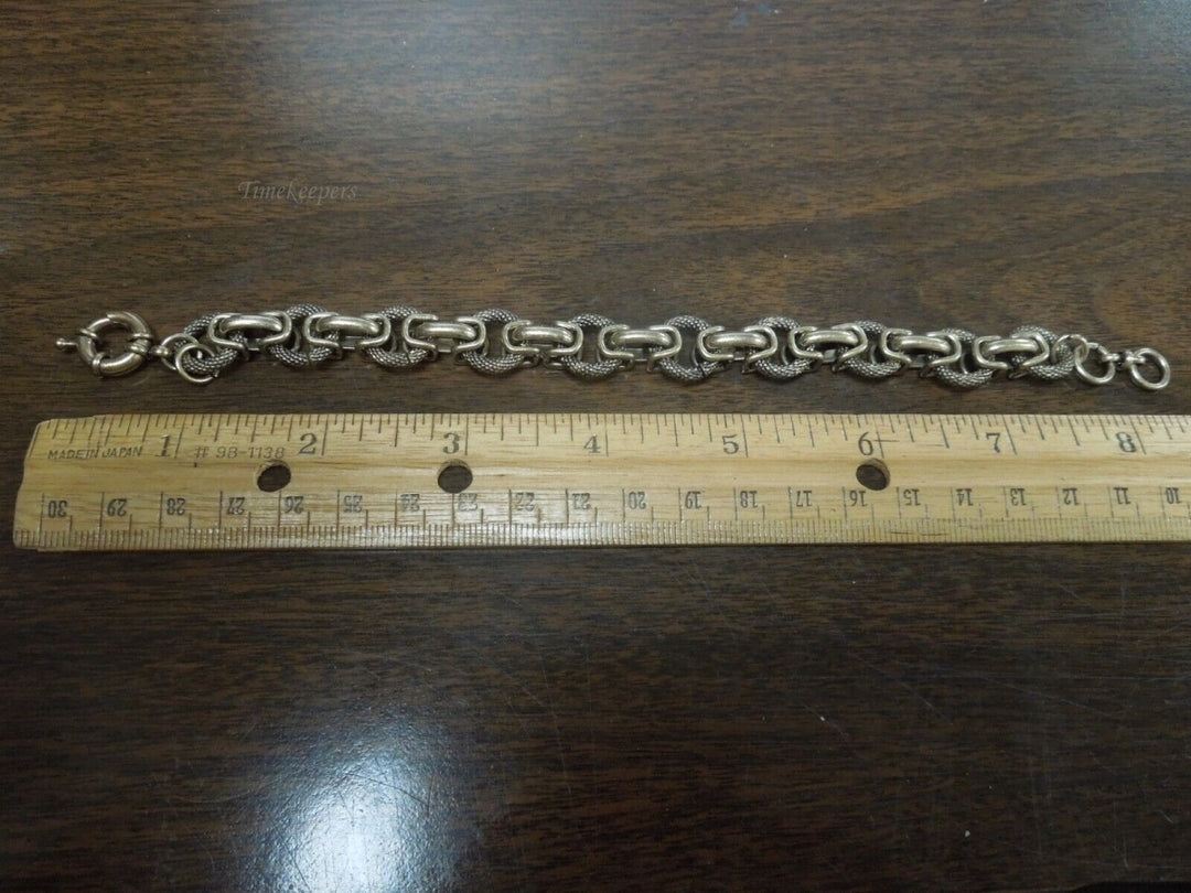 r659 Vintage Gold Tone Chain link Slim Circle & Gate Fancy Chain Link Bracelet