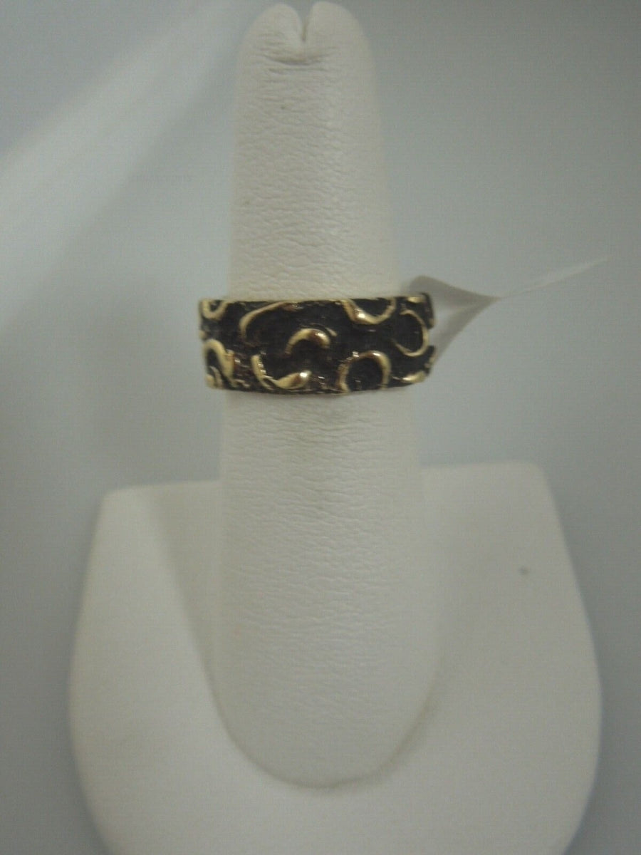 r518 Vintage 14k Yellow Gold ring with black finish design Wedding Band Ring Size 6.25