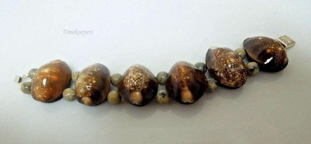 r822 Vintage Handmade Brown White Shell Wood Mounted Bracelet Sterling Silver Clasp