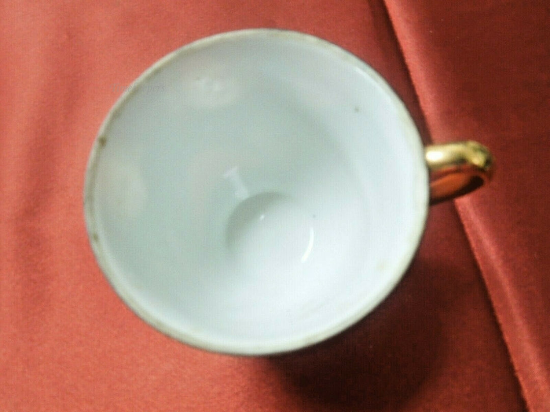 q802 Vintage Small Antique Chinese Hand Painted Tea Cup