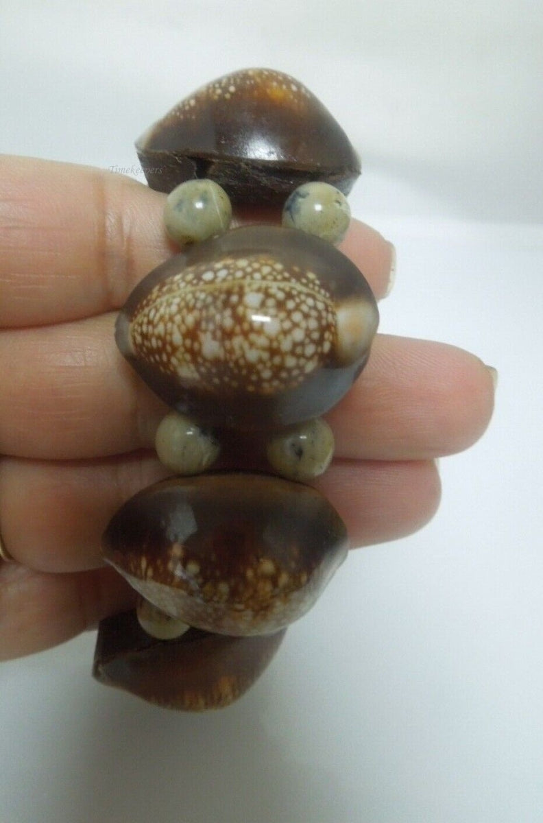 r822 Vintage Handmade Brown White Shell Wood Mounted Bracelet Sterling Silver Clasp