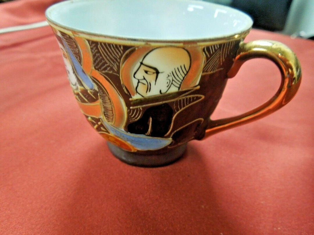 q802 Vintage Small Antique Chinese Hand Painted Tea Cup