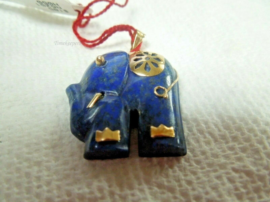 q709 Lapis lazuli Elephant with 14kt 585 Yellow Gold Jeweled Elephant Pendant