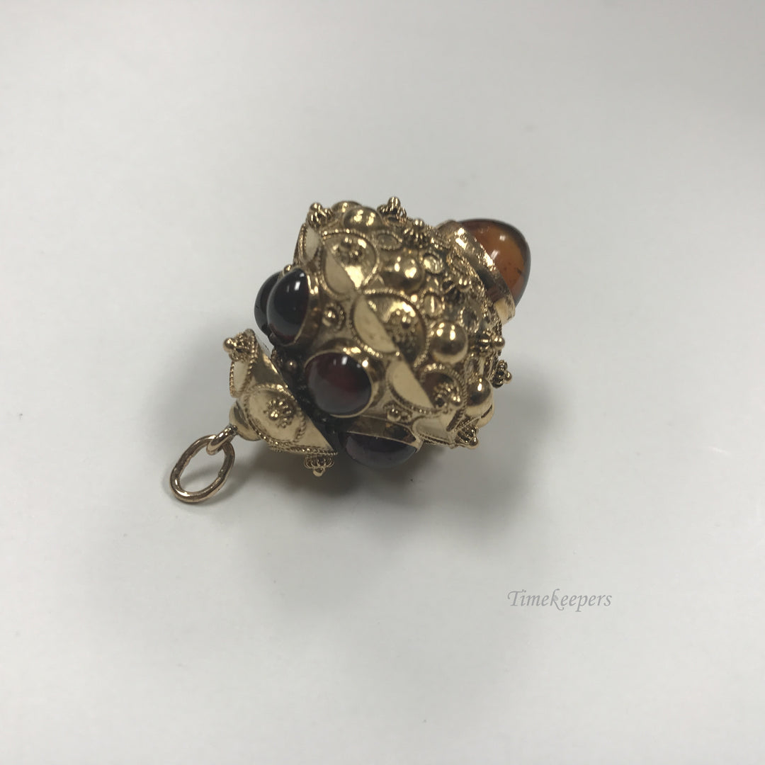 d088 Vintage Stunning 14k Yellow Gold Sphere Pendant Brown Garnet Unique Design