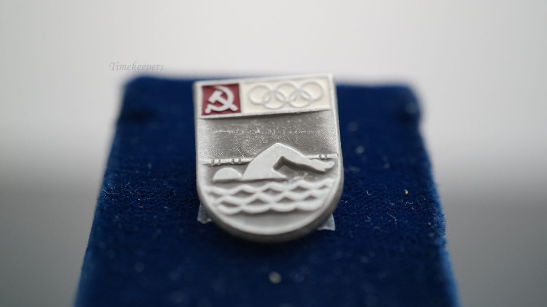 K450 Group of 6 1980 Russian Olympic Pins