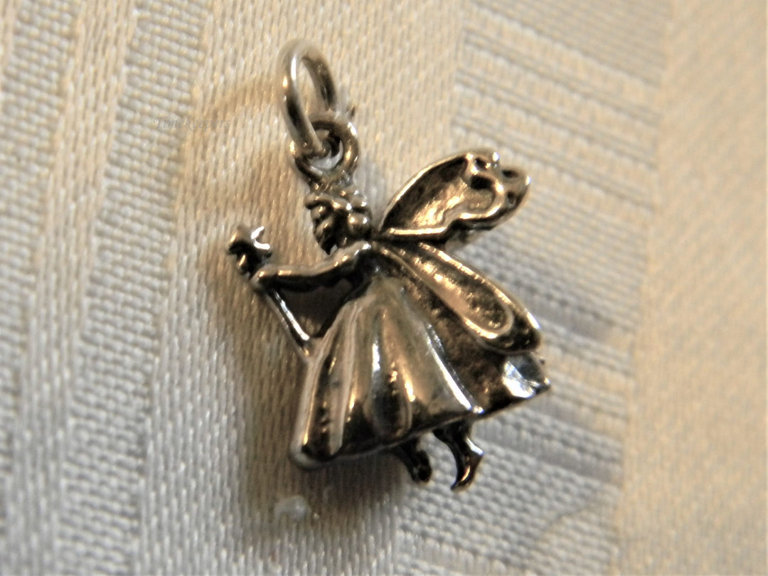 h638 Charming Fairy Charm in Sterling Silver