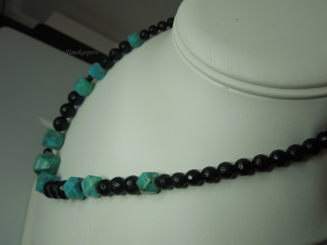 q256 Vintage Turquoise and Black Onyx Necklace 18" For Women