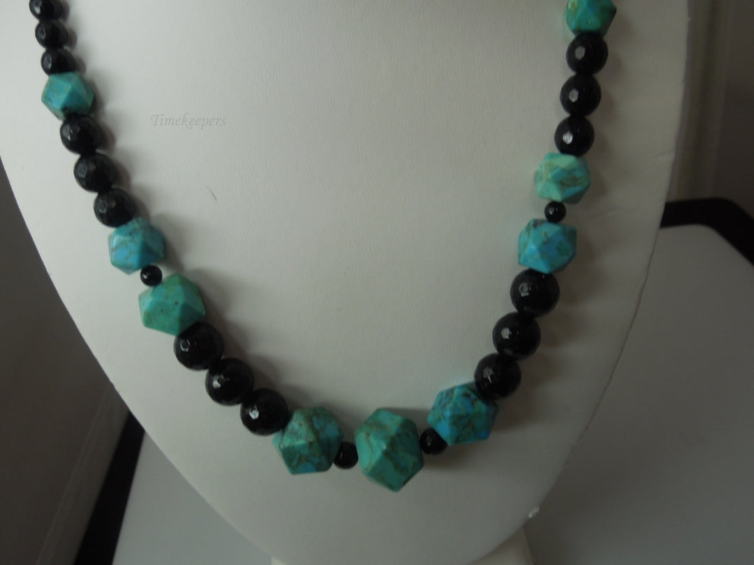 q256 Vintage Turquoise and Black Onyx Necklace 18" For Women