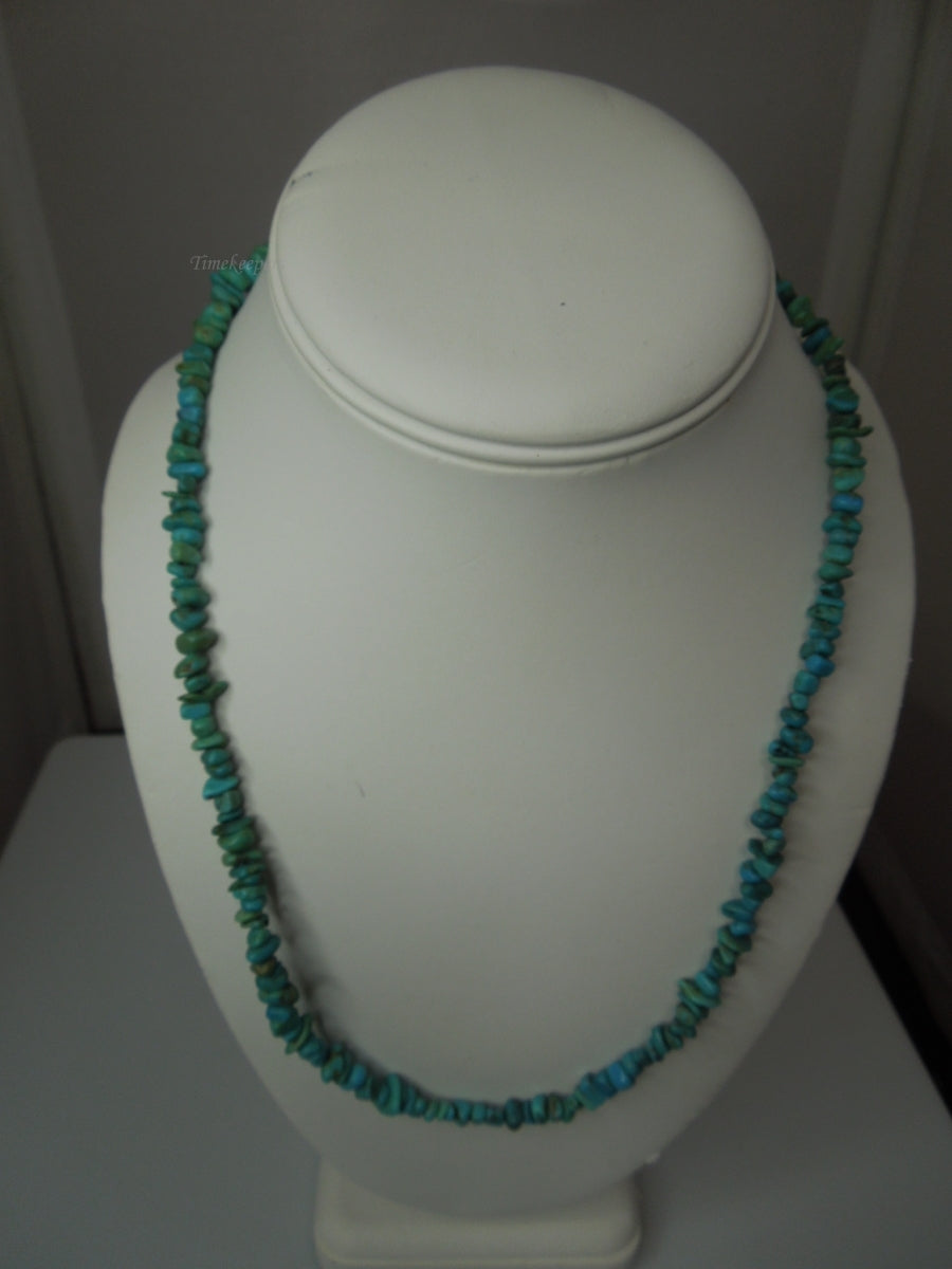q262 Vintage Turquoise Howlite Stone Bead Strand Nugget Necklace 18"