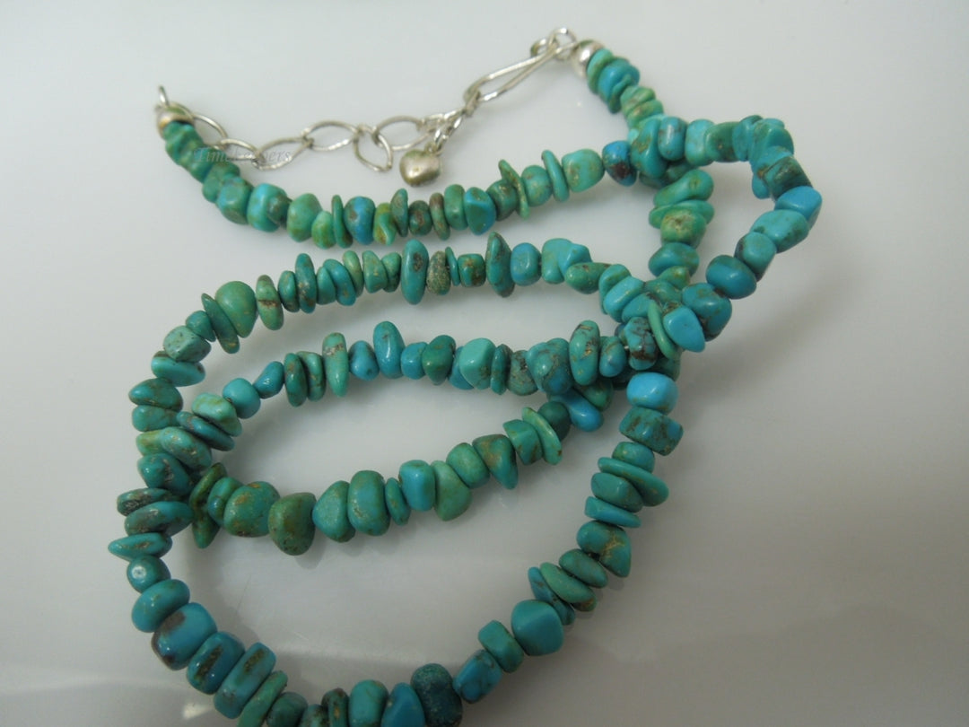 q262 Vintage Turquoise Howlite Stone Bead Strand Nugget Necklace 18"