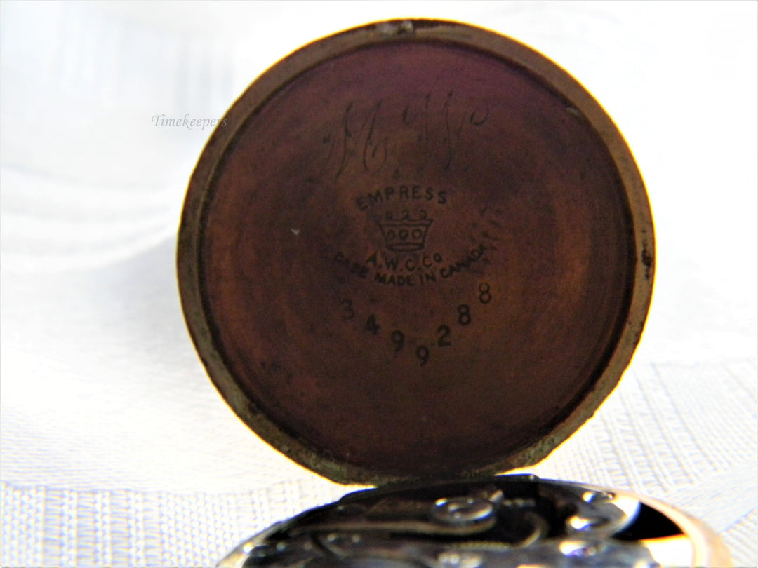 j562 Great Swiss Made - 15 Jewel Pendant Watch in Gold Tone