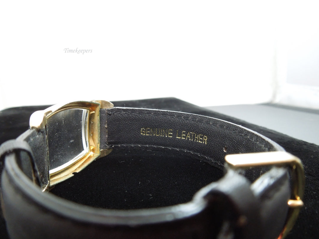 g318 Classic Bulova Unisex Watch, 10kt RGP Bezel w/ Stainless Steel Back &amp; 17 Jewels