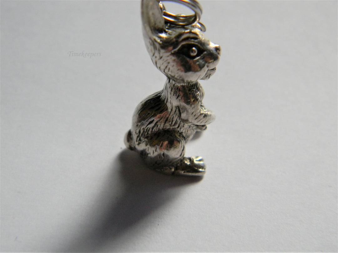j570 Vintage Sterling Silver Cute 3d Bunny Charm/ Pendant