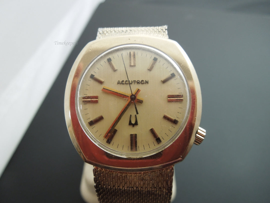 g330 Beautiful 10kt Gold Filled Bulova Accutron Watch