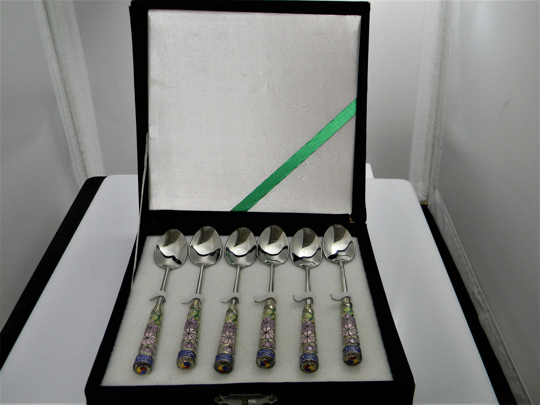 h701 Vintage Set of 6 Enamel and Stainless Spoons in Box Seoul Korea