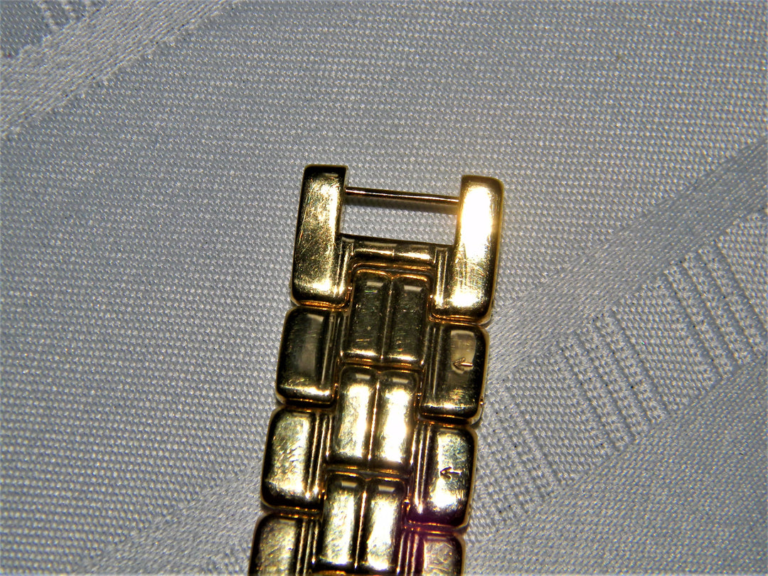 j575 Retro Seiko Quartz Black Dial Wrist Watch Bracelet Band in Gold Tone