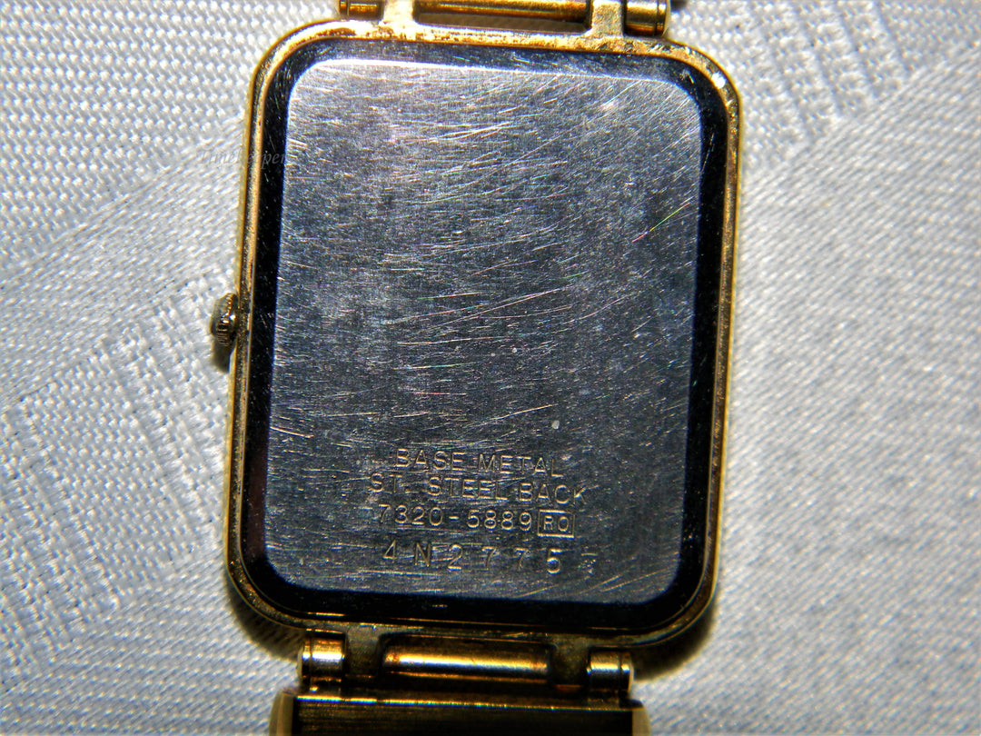 j578 Retro Seiko Quartz Gold Dial Wrist Watch Bracelet Band in Gold Tone