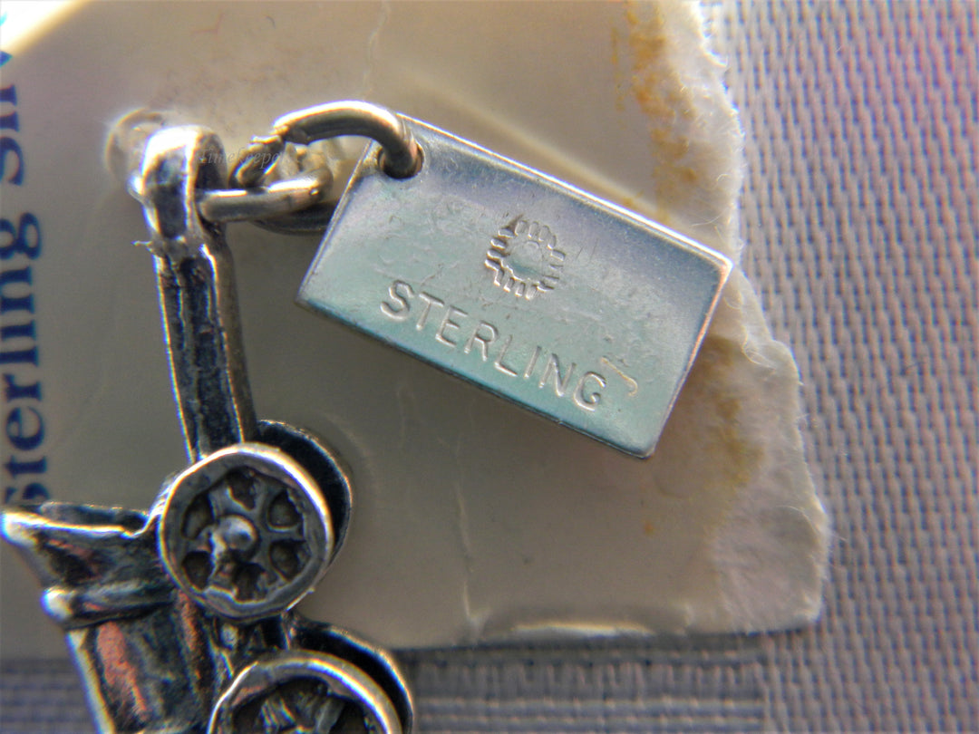j582 Vintage Sterling Old/ New Stock Covered Wagon Charm/ Pendant