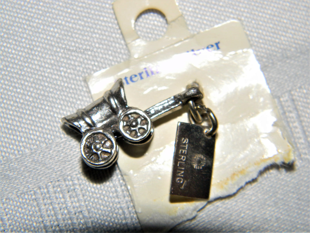 j582 Vintage Sterling Old/ New Stock Covered Wagon Charm/ Pendant
