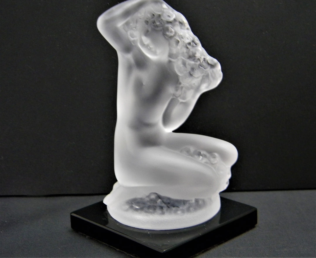 h713 Lalique Frosted Glass Nude Lady in Bubbles Figurine Black Base