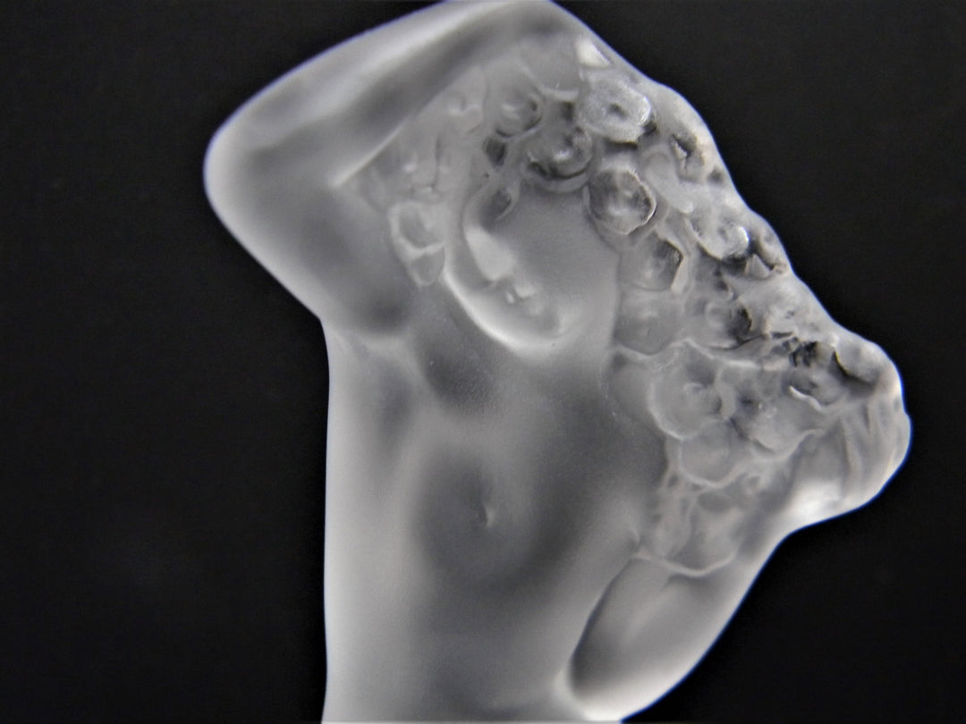 h713 Lalique Frosted Glass Nude Lady in Bubbles Figurine Black Base