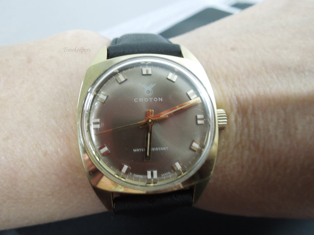 g359 Classy Croton Watch, Water &amp; Shock Resistant, Gold Filled w/ Stainless Steel Back