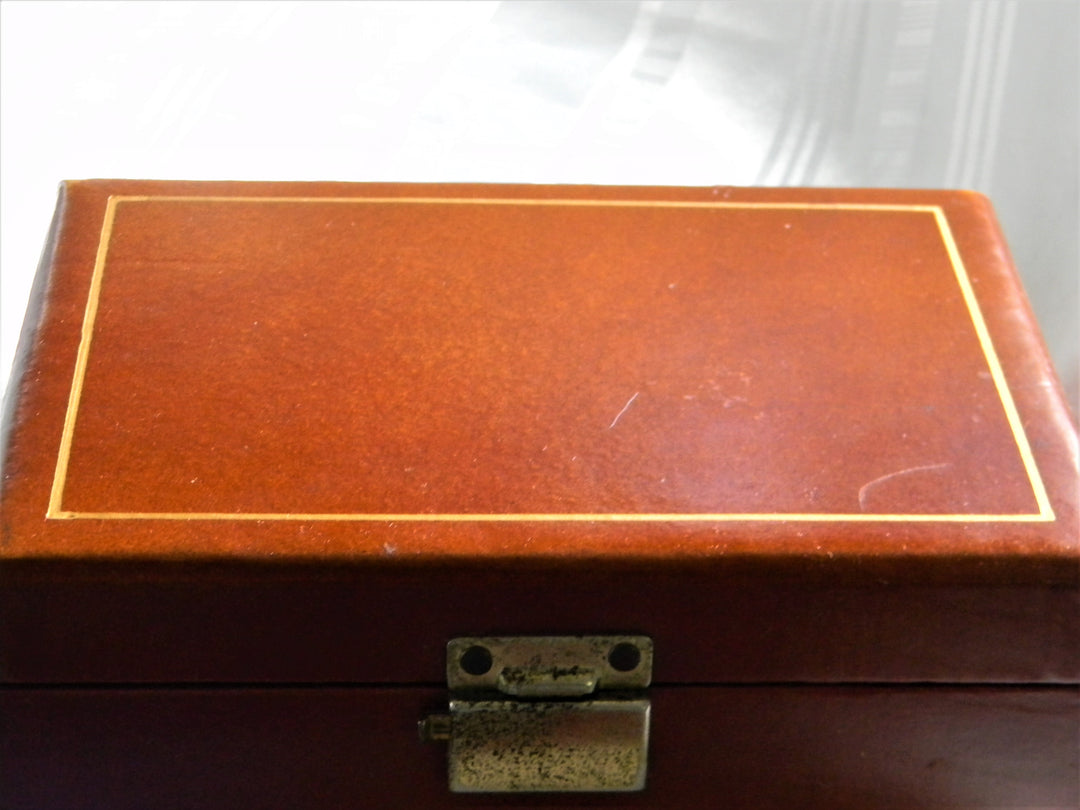 h736 Vintage Brown Men's Jewelry box with Tan Felt Interior