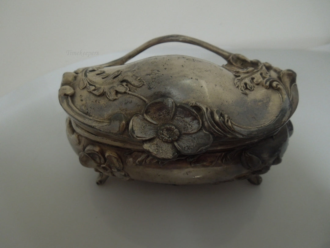 r672 Vintage Art Nouveau Trinket Jewelry Gift Dresser Box Silver plated