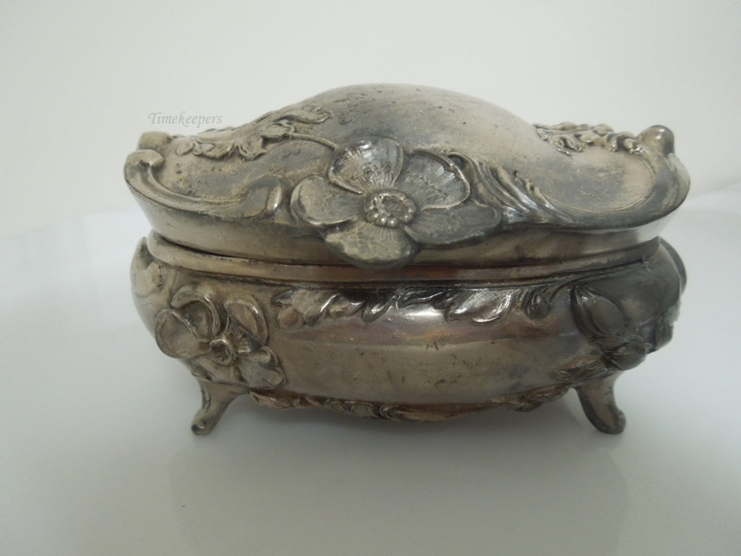 r672 Vintage Art Nouveau Trinket Jewelry Gift Dresser Box Silver plated