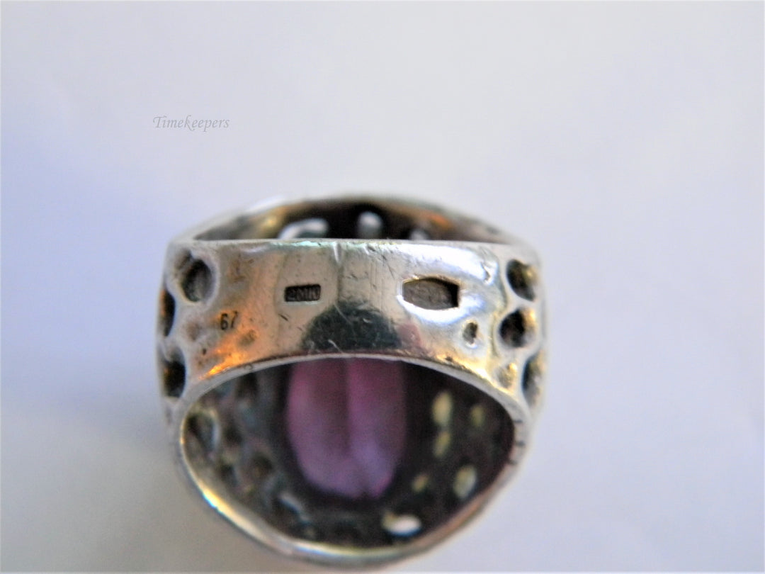 j594 Beautiful Vintage Sterling Silver Ring with Oval Purple Stone