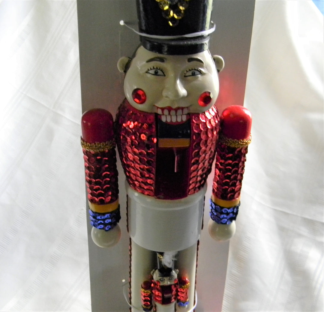 h749 Vintage Beautiful Radio City Music Hall 75th Anniversary Nutcracker in Box