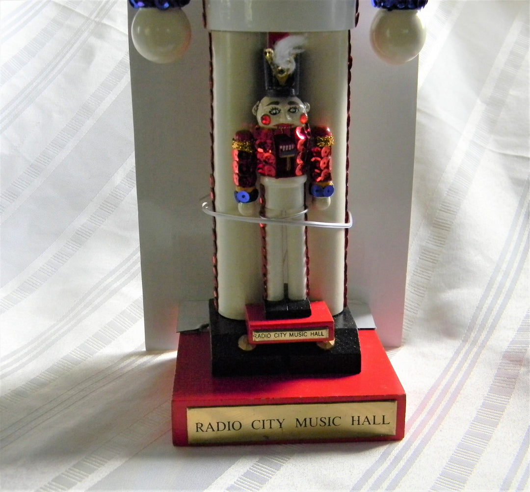 h749 Vintage Beautiful Radio City Music Hall 75th Anniversary Nutcracker in Box